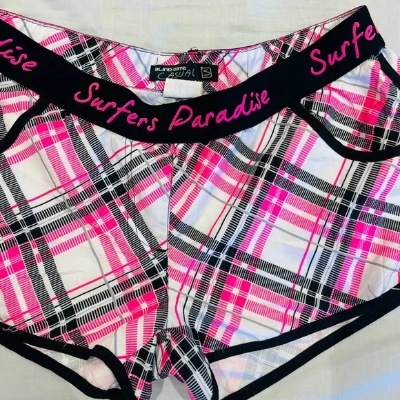 Pink and white chequered shorts - Picture 7 of 7